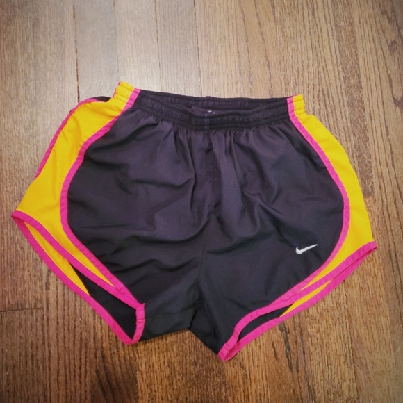 Nike Dry Fit Running Shorts - Picture 2 of 3